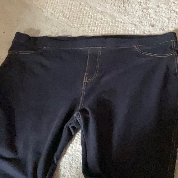 Stretch Jeggings - Picture 2 of 4